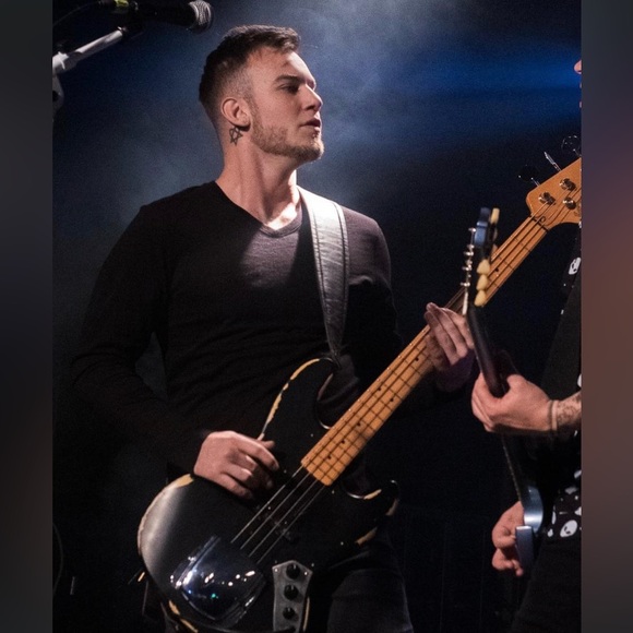 Meet your Posher, Sam - Picture 10 of 13